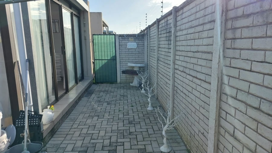2 Bedroom Property for Sale in Gonubie Eastern Cape